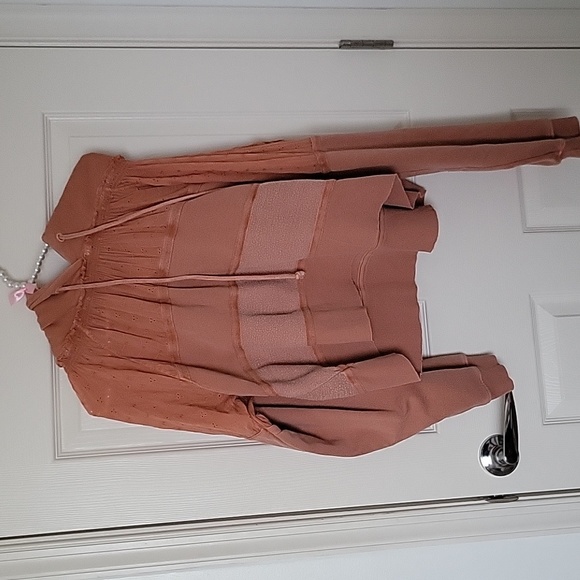 Free People| High Low hoodie Size L - Picture 5 of 9